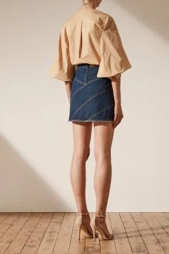 Shona Joy Grant Balloon Sleeve Shirt Camel