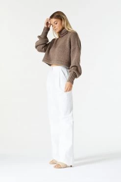 San Sloane American Woman Knit Earth