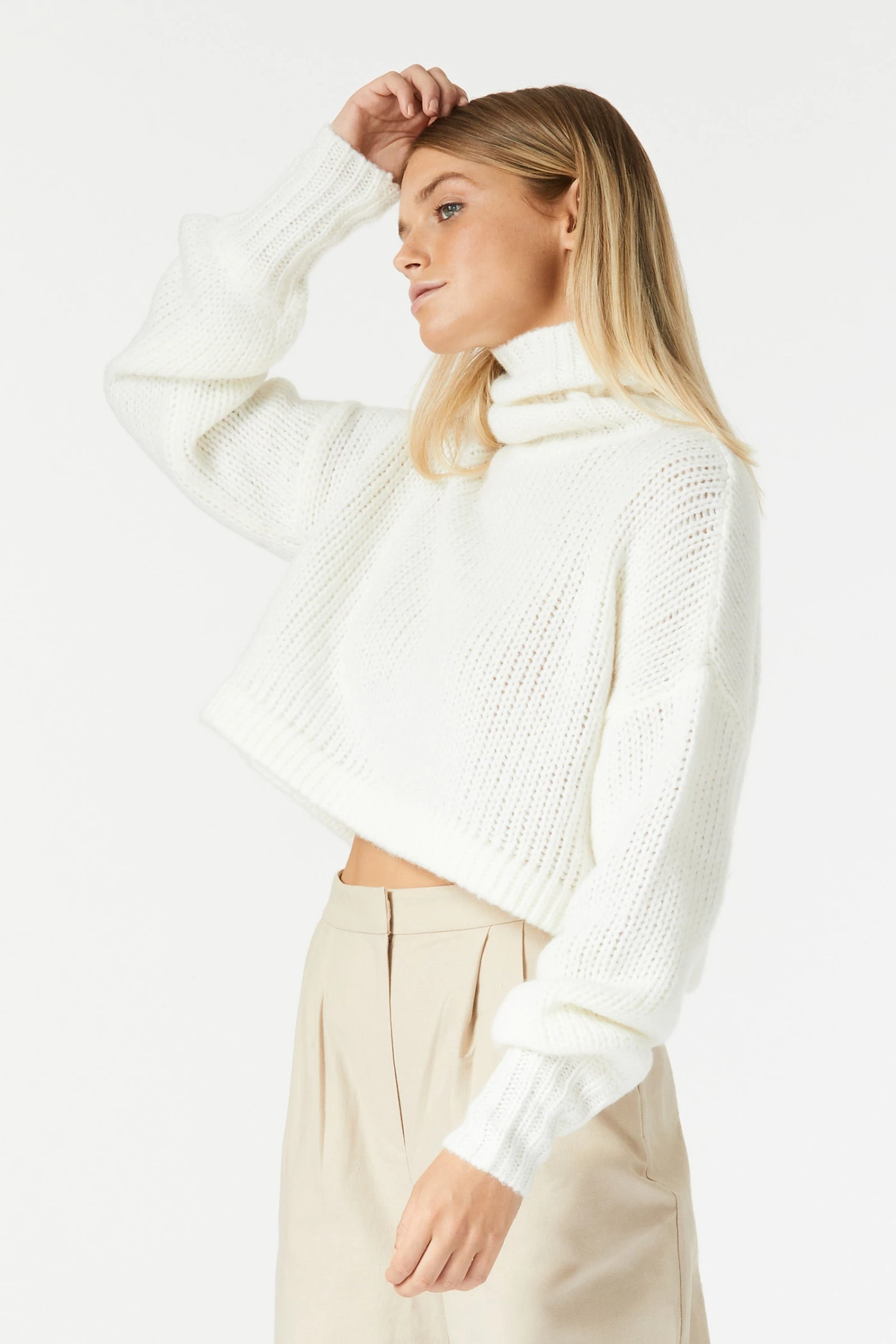 San Sloane American Woman Knit White 10 San Sloane American Woman Knit White