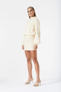 San Sloane Jonas Boucle Knit Sweater Beige 9 San Sloane Jonas Boucle Knit Sweater Beige