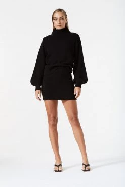 San Sloane Jonas Boucle Knit Sweater Black 11 San Sloane Jonas Boucle Knit Sweater Black