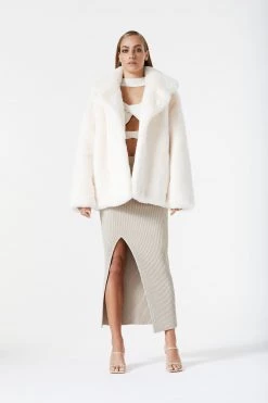San Sloane Dahlia Faux Fur Jacket Cream