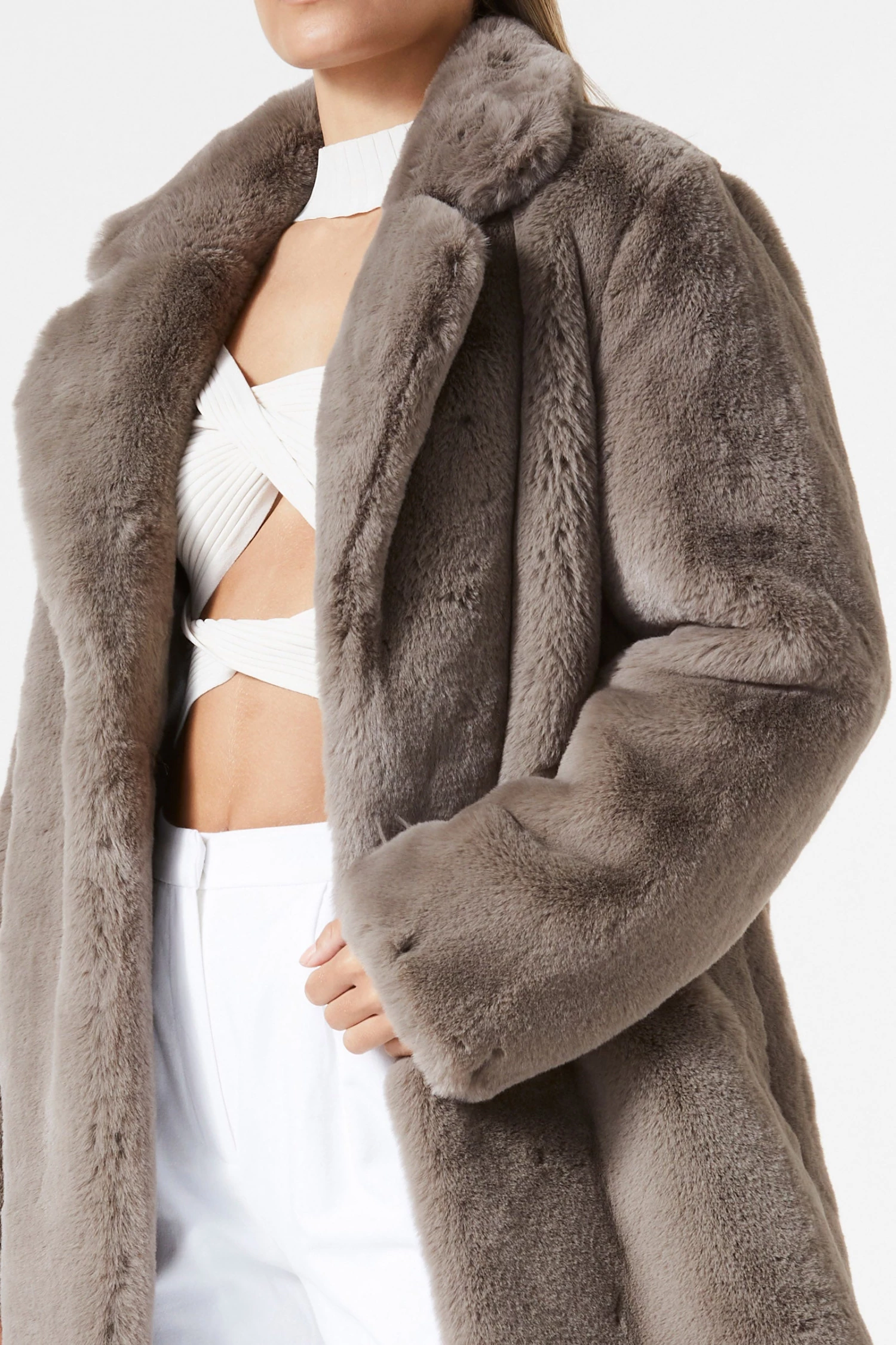 San Sloane Andromeda Faux Fur Jacket Ash 5 San Sloane Andromeda Faux Fur Jacket Ash