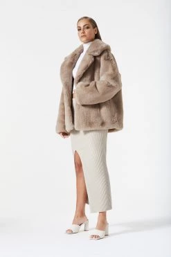 San Sloane Dahlia Faux Fur Jacket Taupe