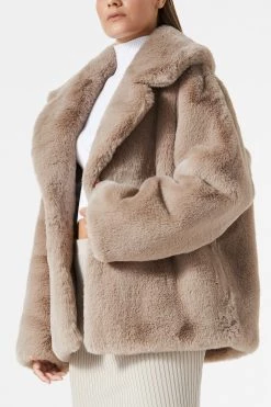 San Sloane Dahlia Faux Fur Jacket Taupe