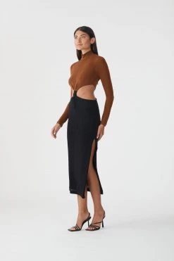 San Sloane Ninette Midi Dress