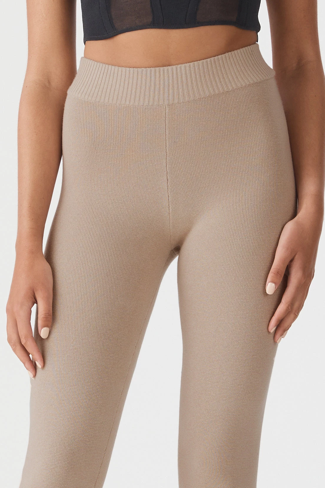 San Sloane Aurelius Cotton Cashmere Knit Leggings 5 San Sloane Aurelius Cotton Cashmere Knit Leggings