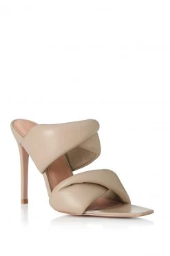 Alias Mae Issy Heels Natural