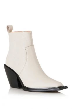 Alias Mae Jordy Bone