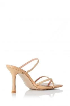 Alias Mae Lexis Heels Natural