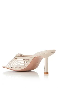 Alias Mae Libby Bone