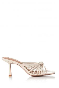 Alias Mae Libby Bone