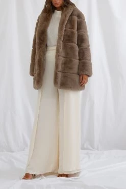 San Sloane Ashford Faux Fur Jacket Taupe