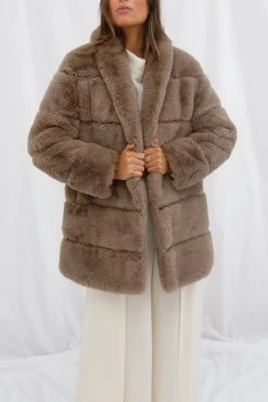 San Sloane Ashford Faux Fur Jacket Taupe 10 San Sloane Ashford Faux Fur Jacket Taupe