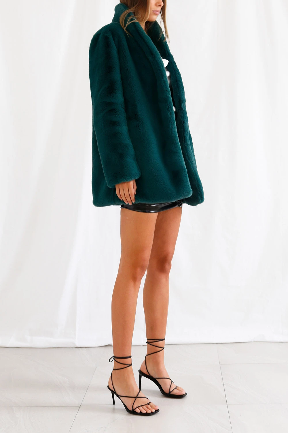 San Sloane Crawford Faux Fur Jacket Teal Green 5 San Sloane Crawford Faux Fur Jacket Teal Green