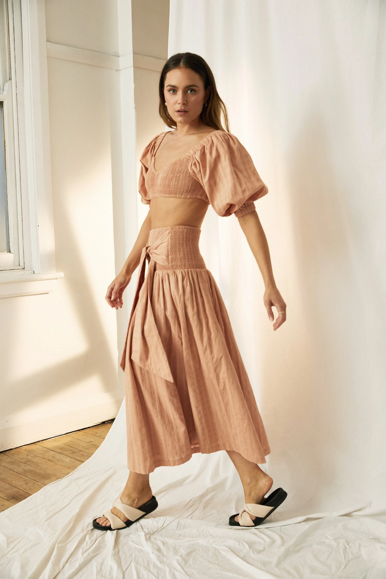 New Arrivals Mon Renn Sofia Crop Blush 4 New Arrivals Mon Renn Sofia Crop Blush