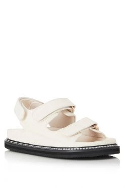 Alias Mae Pascale Bone