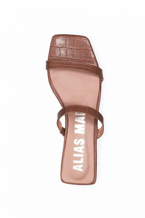 Alias Mae Prim Tan Croc 5 Alias Mae Prim Tan Croc