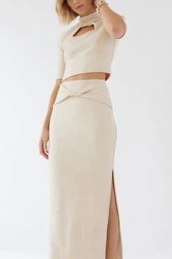 Sovere Blink Twist Top Almond