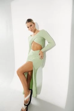 Sets Sovere Honour Reversible Knit Skirt Pistachio 13 Sets Sovere Honour Reversible Knit Skirt Pistachio