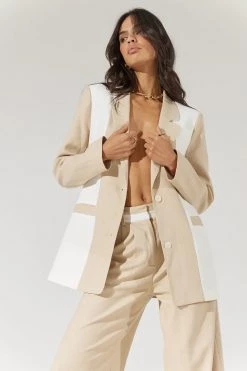 Sovere Divide Blazer New Arrivals