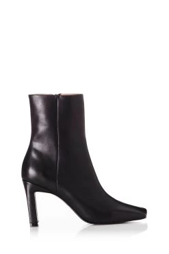 Alias Mae Yolanda Black