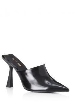 Alias Mae Zola Black Leather