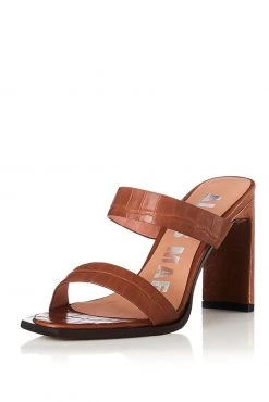 Alias Mae Cleo Tan Croc