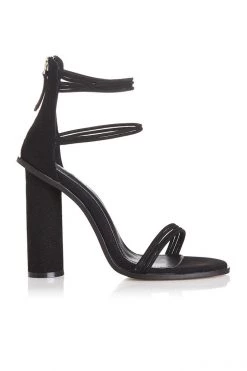 Alias Mae Amelia Black