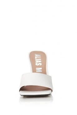 Alias Mae Leni Ivory